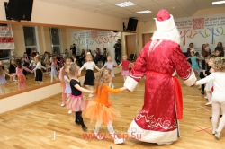 3649-nowyi-god_tancy_himki_step-su.jpg 