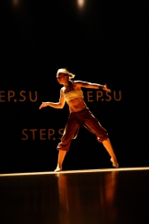 7469-modern-jazz_tancy_himki_step-su_vystuplenie_na_scene.jpg 