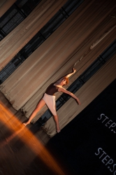 8964-modern-jazz_tancy_himki_step-su_vystuplenie_na_scene.jpg 