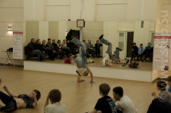 break-dance-8573.jpg 